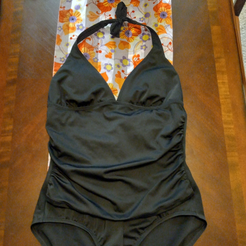 NWT Black Halter One-Piece - Speedo